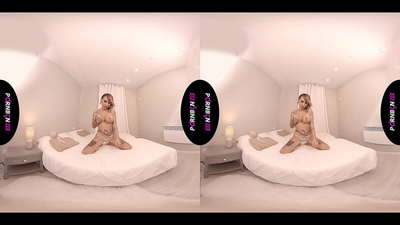 PORNBCN VR Yetkin İspan MİLF siqaret çəkərkən və ayaqlarını çəkərkən POV-də sikinizi mastürbasyon edir və əmir